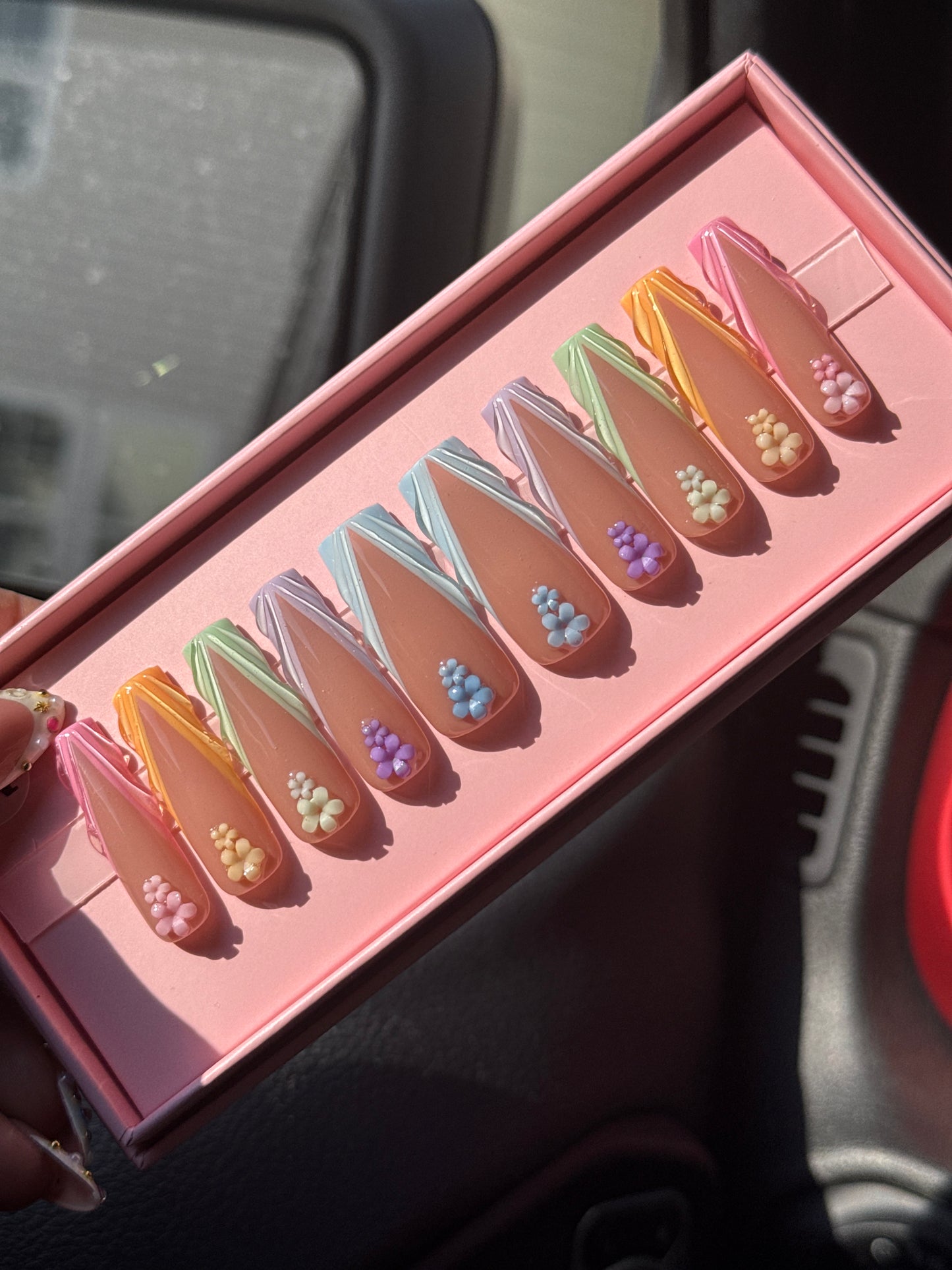 Press on Nails: 3D Charm