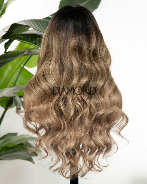 "LAUREN" 5x5 HD Lace Closure Wig